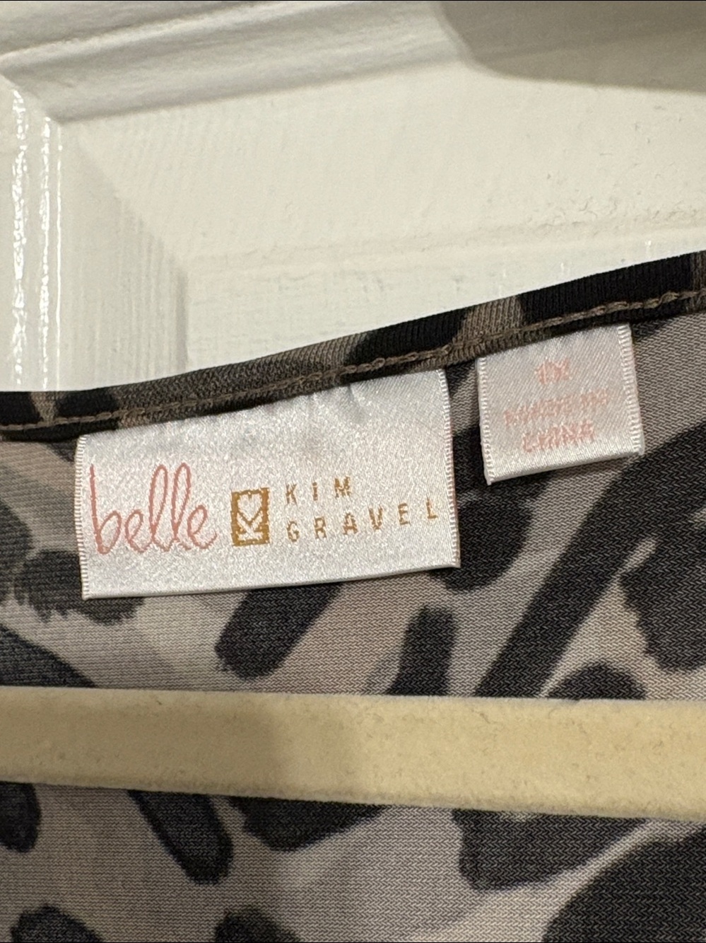 Belle Kim Gravel Animal Print Long Sleeve V-Neck Tunic PtP 25 L 28 - Picture 2 of 4